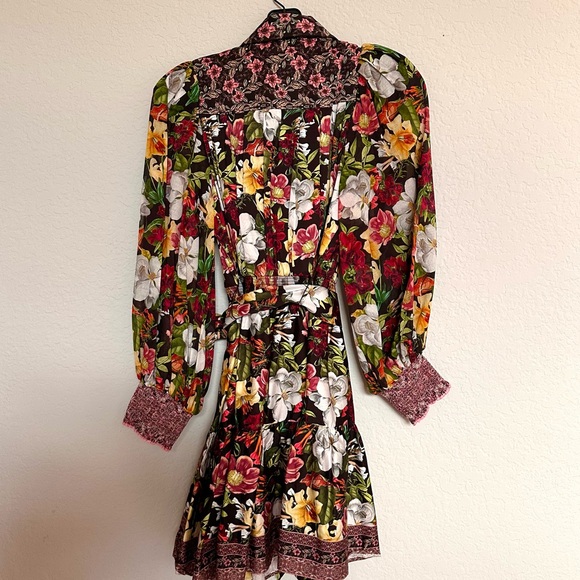 Alice + Olivia Tiffie Floral Print Dress - Picture 9 of 12